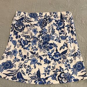 Floral Blue and White Strapless Shirt Large